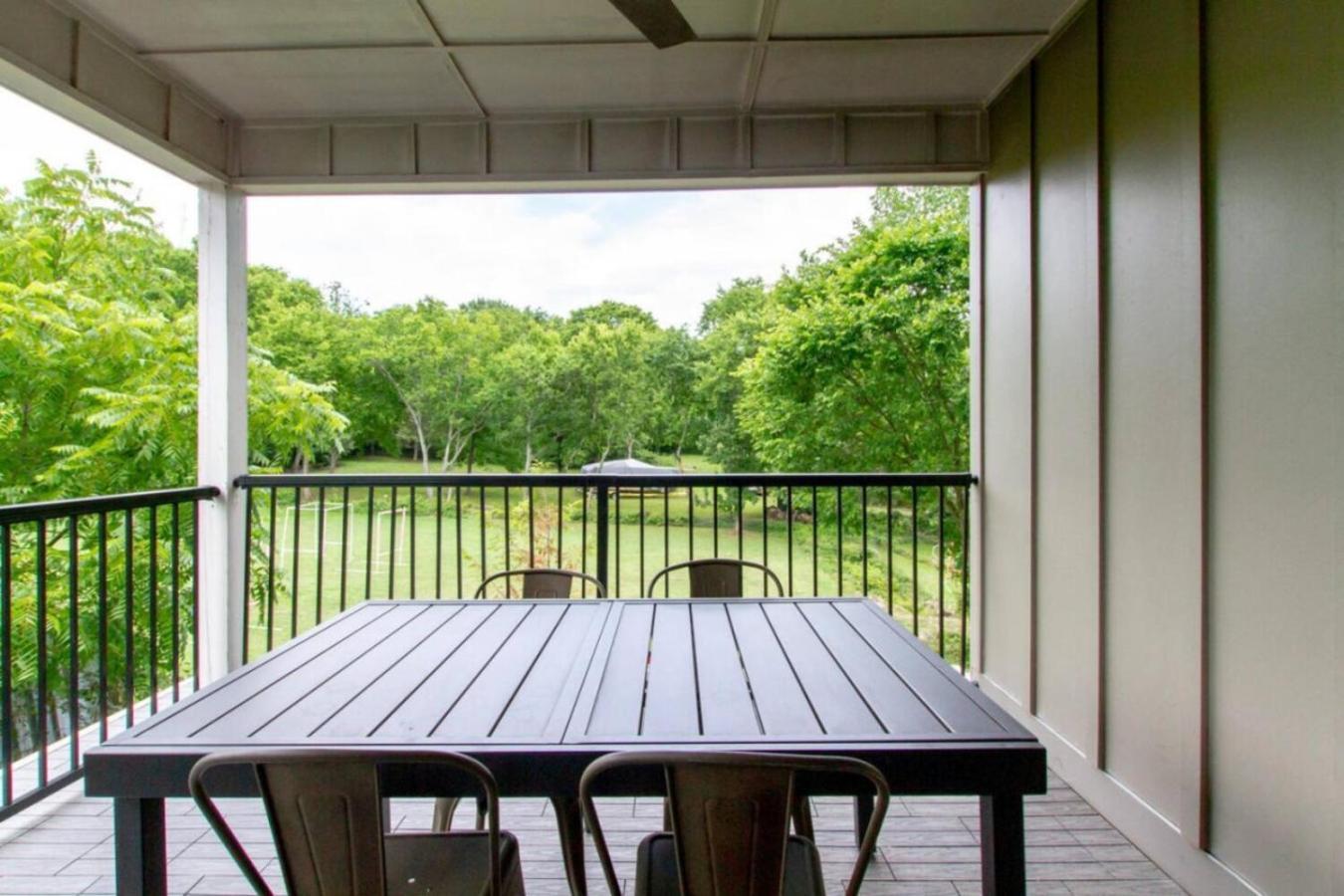 Howdy House New And Trendy With Rooftop Deck Нашвілл Екстер'єр фото